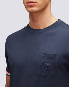 T-SHIRT FINN GIROCOLLO CON TASCHINO