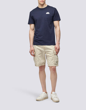 T-SHIRT CON TASCA