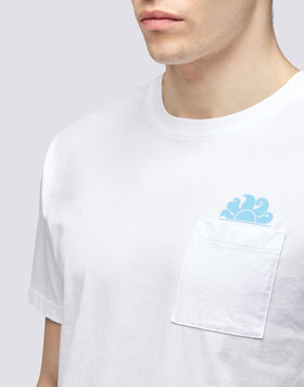 T-SHIRT CON TASCA