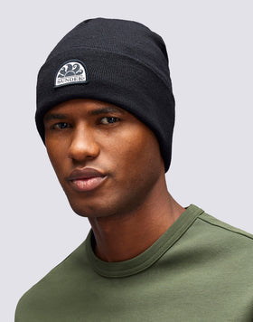 BEANIE WITH PATCH