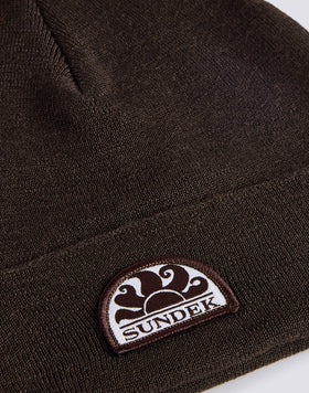 BEANIE WITH PATCH