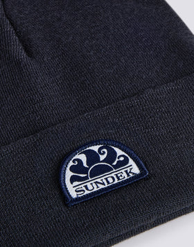 BEANIE WITH PATCH