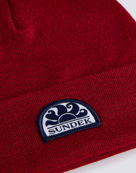 BEANIE WITH PATCH