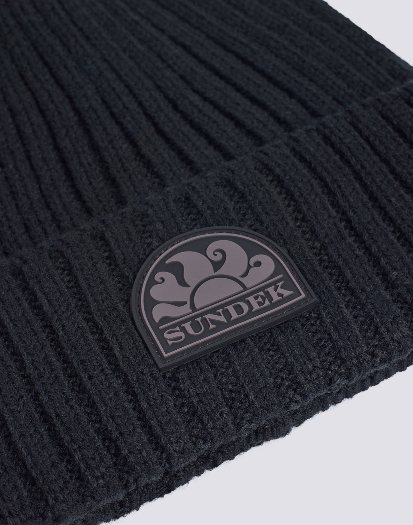 RIB KNITTED BEANIE