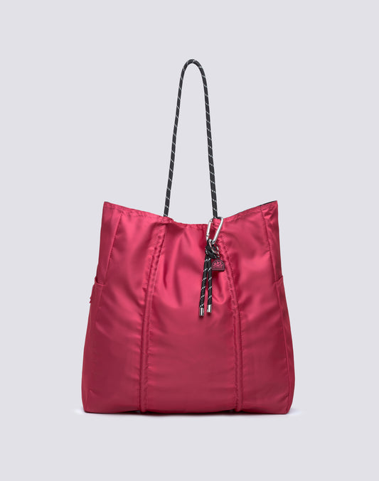 LARGE BAG WITH RUFFLES ON THE SIDES