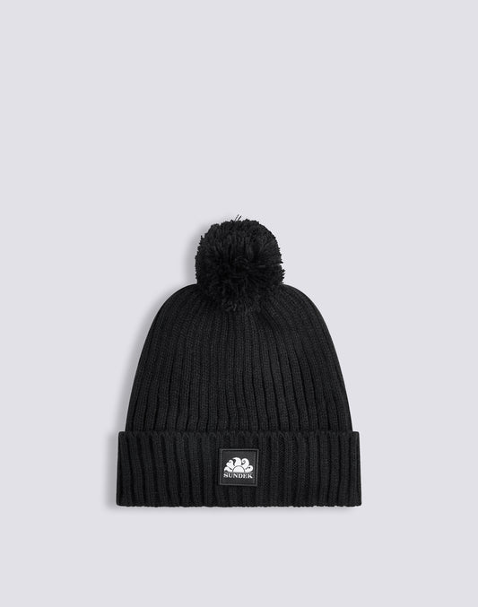 GORRO CON POMPÓN