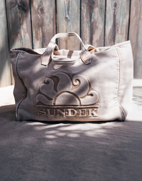 ROBERTS - BOLSO TOTE REGULAR EN TINTO CAPO