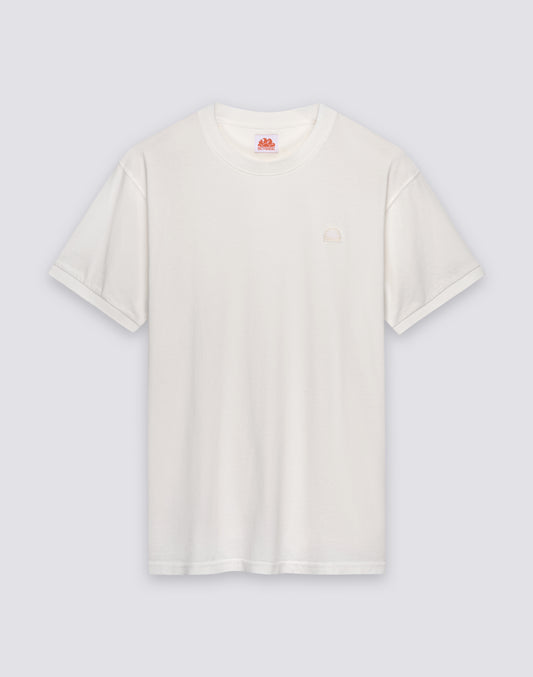 T-SHIRT NEW DEY À COL ROND TEINT EN PIÈCE AVEC LOGO