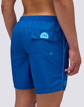 MID-LENGTH SWIM SHORTS WITH AN ELASTICATED WAISTBAND