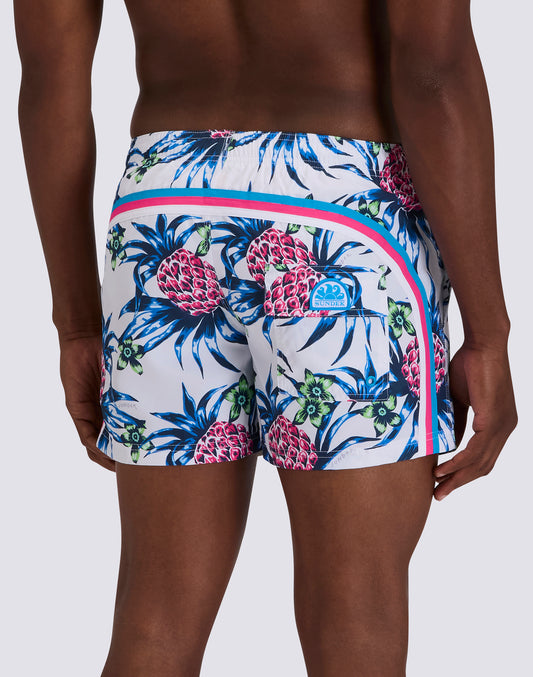 BAÑADOR CORTO CON CINTURA ELÁSTICA DE POLIÉSTER RECICLADO REPREVE® CON ESTAMPADO TROPIC DANCE