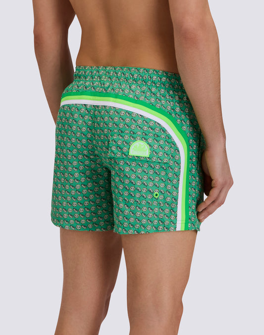 BAÑADOR CORTO CON CINTURA ELÁSTICA DE POLIÉSTER RECICLADO REPREVE® CON ESTAMPADO FRUIT FIESTA