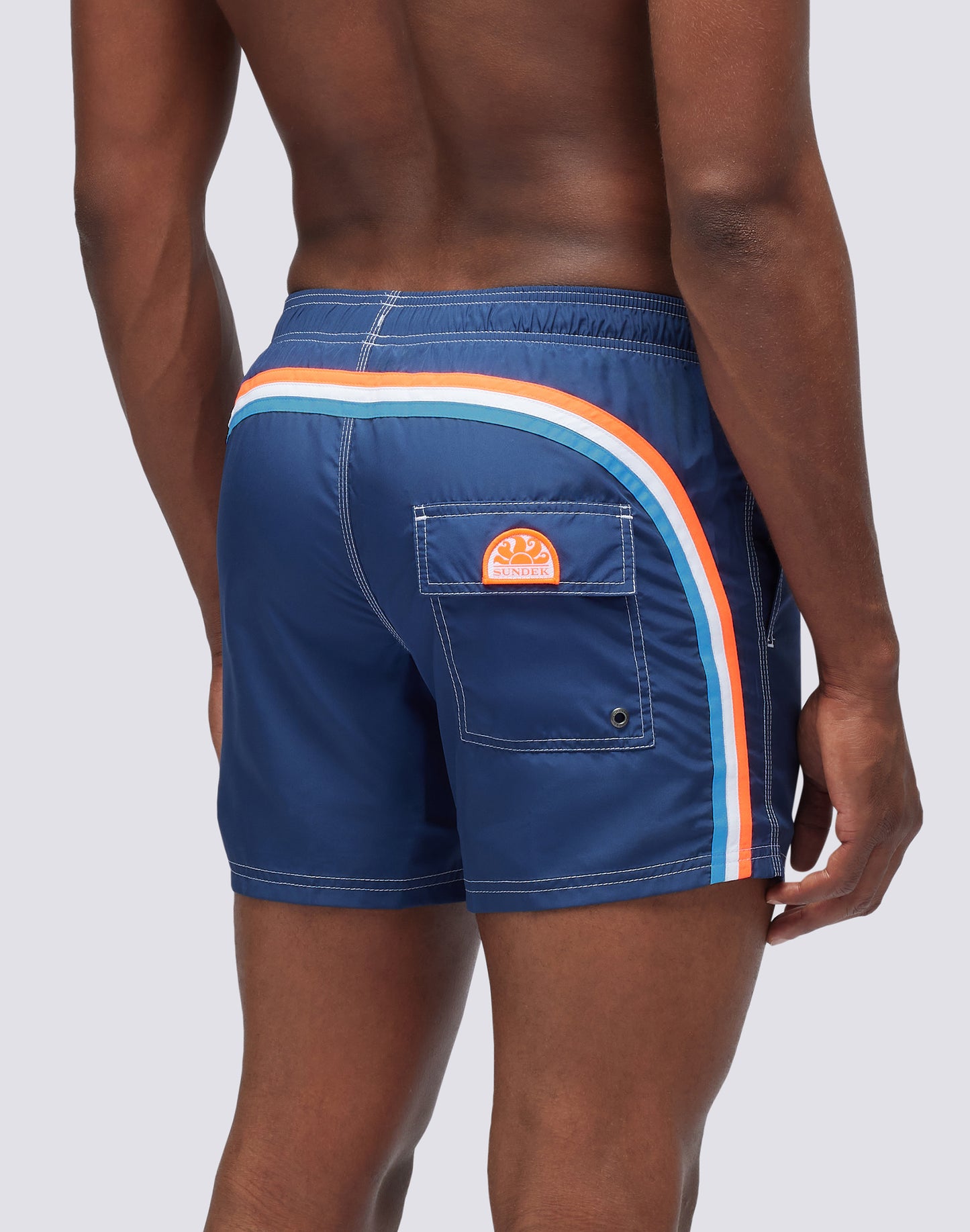 ICONIC TAFFETA STRETCH WAIST SHORT SWIM TRUNKS