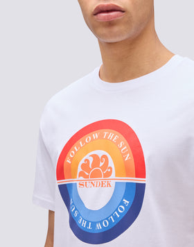 FOLLOW THE SUN ROUND PRINT T-SHIRT