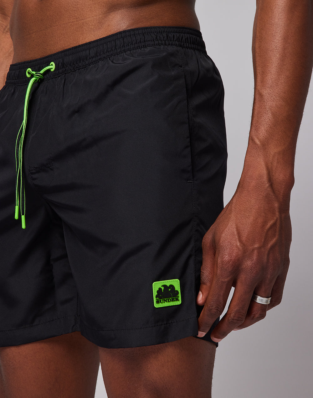 MEDIUM ELASTICATED WAIST LIGHT POLY SWIMSHORTS