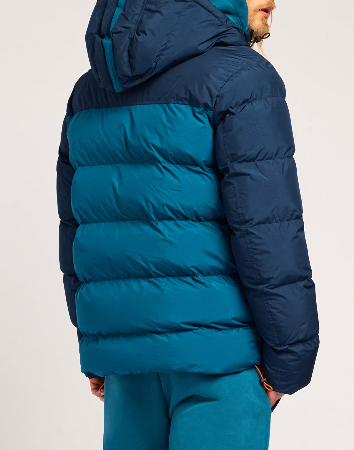 VESTE MATELASSÉE 200 G AVEC CAPUCHE