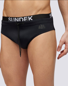 BRIEFS WITH ELASTIC LOGO