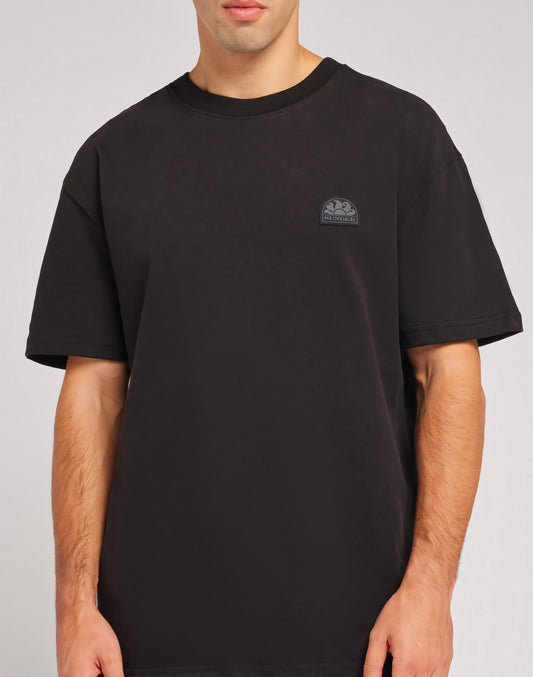 T-SHIRT WITH RUBBER PATCH
