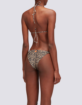 JENNIFER - TOP TRIANGULAR CON DULCE ESTAMPADO DE LEOPARDO
