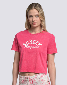 CAMISETA CROPPED DE MUJER CON LAVADO VINTAGE