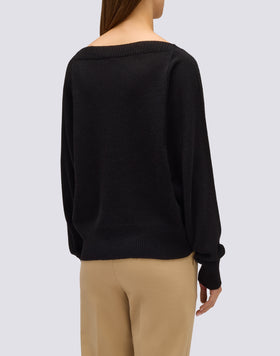 MAGLIONE DONNA IN LANA CON SCOLLO A BARCA
