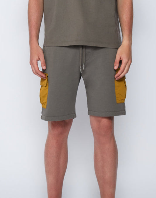 POCKETS WALKSHORT