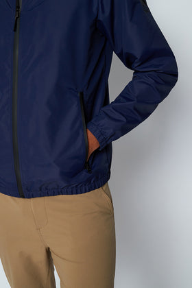 CHAQUETA LIGERA CON CREMALLERA ENTERA